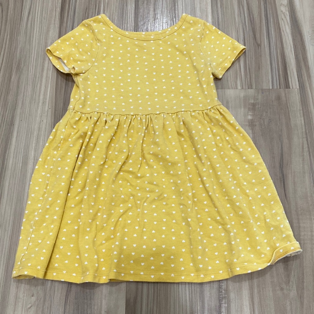 Cat and Jack Toddler Girls 3T mustard yellow dress with hearts
